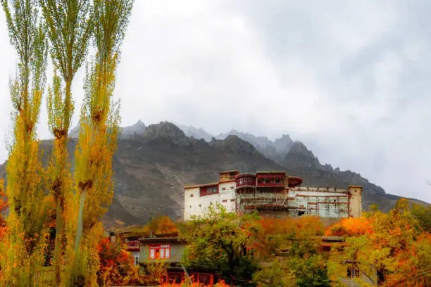 full-view-of-baltit-fort-karimabad-hunza