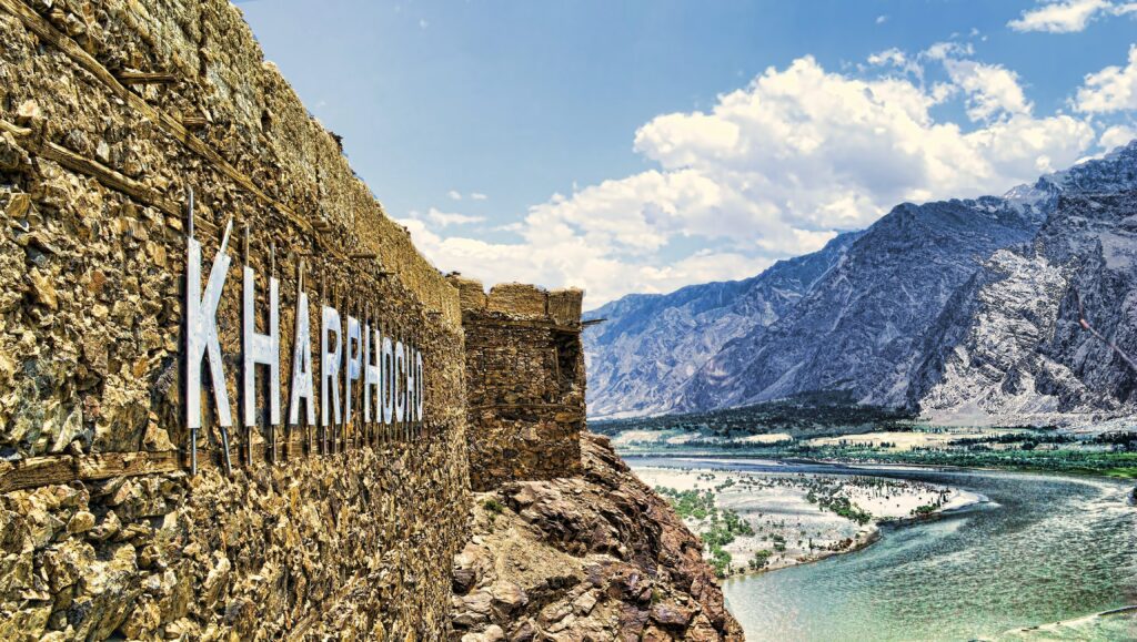 outer-view-of-kharphocho-fort-skardu